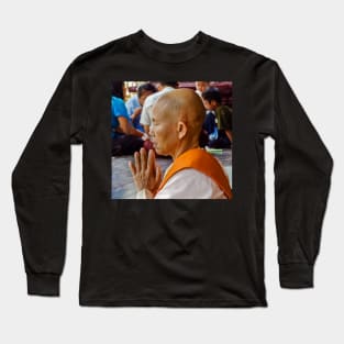 Nun Praying. Long Sleeve T-Shirt